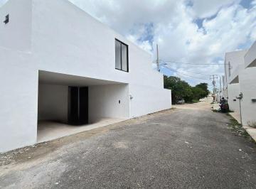 Casa de 2 habitaciones, Mérida · Renta Townhouse en Montebello