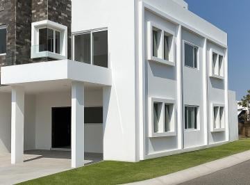 Casa · 255m² · 3 Recámaras · Casa en Venta - La Vista Residencial - La Condesa - Querétaro - Casa Lavanda