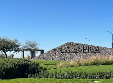 Terreno / Lote · 354m² · Terreno en Venta en La Espiga, Querétaro