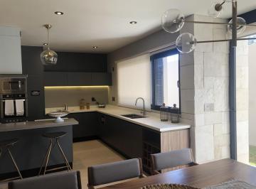 Casa · 173m² · 3 Recámaras · 2 Estacionamientos · Casa en Venta - Villa Magna - Mod. Magnolia - Querétaro