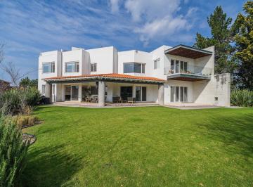 Casa · 650m² · 3 Recámaras · 7 Estacionamientos · Casa en Renta Sin Muebles/amueblada, 3 Recámaras, Vista a Fairway, Campanario, Querétaro