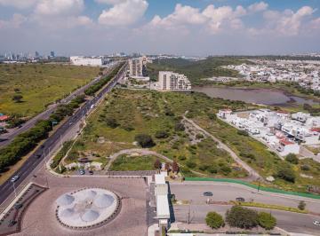 Terreno / Lote · 7716m² · Terreno Venta - Uso Suelo Comercial - Fray Junípero Serra - Querétaro