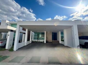 Casa en condominio de 3 habitaciones, León · Casa en Venta en Gran Jardín en Privada Gaudí