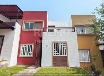 FACHADA PRINCIPAL · Casa Renta 3 Rec Fracc. Privado Valle Alto, Tuxpan, Ver.