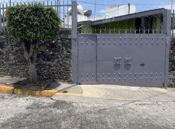 Casa de 3 habitaciones, Cuernavaca · Casa de 224 m² con 3 Recámaras en Venta en Maravillas en Univel
