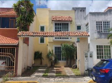 Casa de 2 habitaciones, Cancún · Casa en Renta en Cancún 2 Recamaras Zona Sur. Casa en Renta en Gran Santa Fe 2