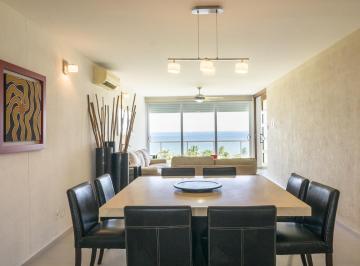 Departamento · 156m² · 3 Recámaras · 2 Estacionamientos · Venta Departamento Amueblado en Amara Puerta del Mar, Cancun, Quintana Roo