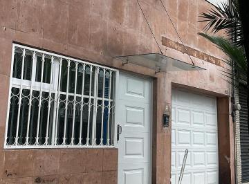 Casa de 3 habitaciones, Azcapotzalco · Rento Casa con Uso de Suelo