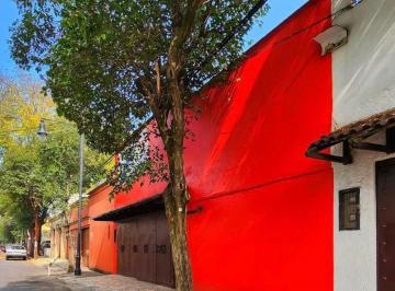 Casa · 241m² · 4 Recámaras · 2 Estacionamientos · Casa en en Venta en El Centro de Tlalpan