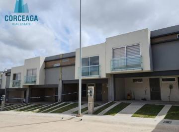 Casa · 161ha · 3 Recámaras · 1 Estacionamiento · Venta de Casa en Colinas de California - Logroño