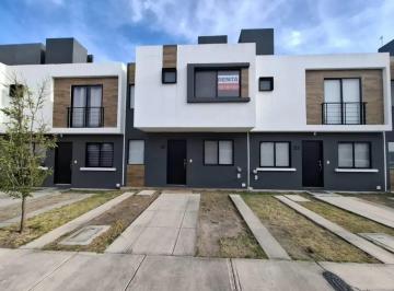 Casa · 90m² · 3 Recámaras · 2 Estacionamientos · Casa en Zákia