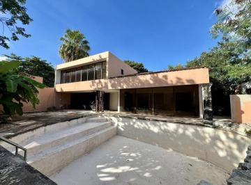 1 · Casa en Venta en Colonia Mexico con 1,150 m² de Terreno