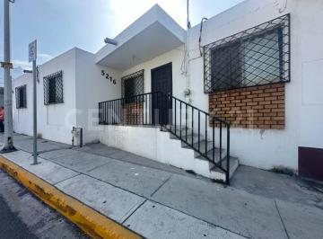 Local comercial · 80m² · 3 Recámaras · 1 Estacionamiento · Local en Renta en Paseo de Las Mitas