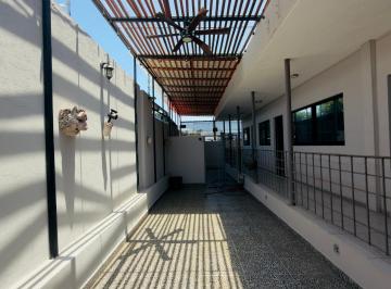 Local comercial de 3 habitaciones, Guadalajara · Local Comercial en Renta con Excelente Ubicación Comercial.