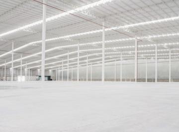 Bodega comercial · 1550m² · Bodega en Renta en Toluca
