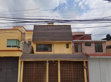 Casa de 4 habitaciones, Xochimilco · Venta de Casa en Barrio 18, Xochimilco, Cdmx