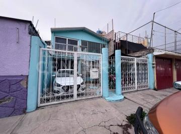 Casa · 155m² · 3 Recámaras · 2 Estacionamientos · Venta Casa Valle de Aragon Nezahualcoyotl 11368