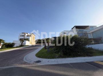 Terreno / Lote , Querétaro · Terreno en Venta en Lomas de Juriquilla en Esq. Frente Area Verde