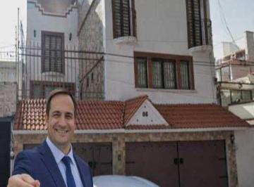 Casa de 4 habitaciones, Coyoacán · Casa en Venta en Colonia Campestre Churubusco, Coyoacan, Cdmx