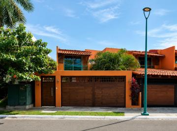 Casa de 4 habitaciones, Zihuatanejo de Azueta · Casa en Venta en Ixtapa Zihuatanejo