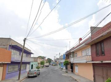 Casa de 4 habitaciones, Ecatepec de Morelos · Venta de Casa en Viveros Xalostoc, Ecatepec de Morelos, Estado de Mexico