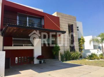 Casa de 3 habitaciones, Querétaro · Casa en Renta en Cumbres del Lago Juriquilla con Alberca