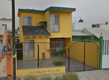 Casa de 3 habitaciones, Veracruz · Se Vende Casa en Colonia Lagunas Real Veracruz