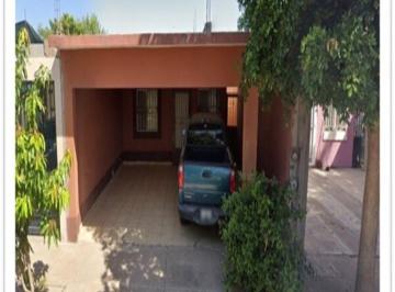 Casa de 3 habitaciones, Ahome · Casa en Venta en Colonia Jardines del Bosque, Ahome, Sinaloa
