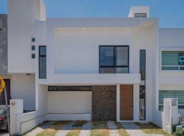 Casa de 3 habitaciones, Querétaro · Casa en Venta en El Refugio