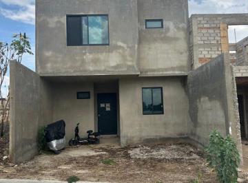 Casa de 3 habitaciones, Zapopan · Casa en Venta en Hogares de Nuevo Mexico