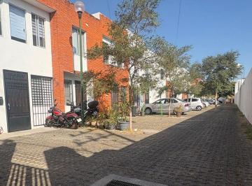 Casa en condominio de 3 habitaciones, Guadalajara · Casa Renta en La Perla 3 Habitaciones en Coto La Perla