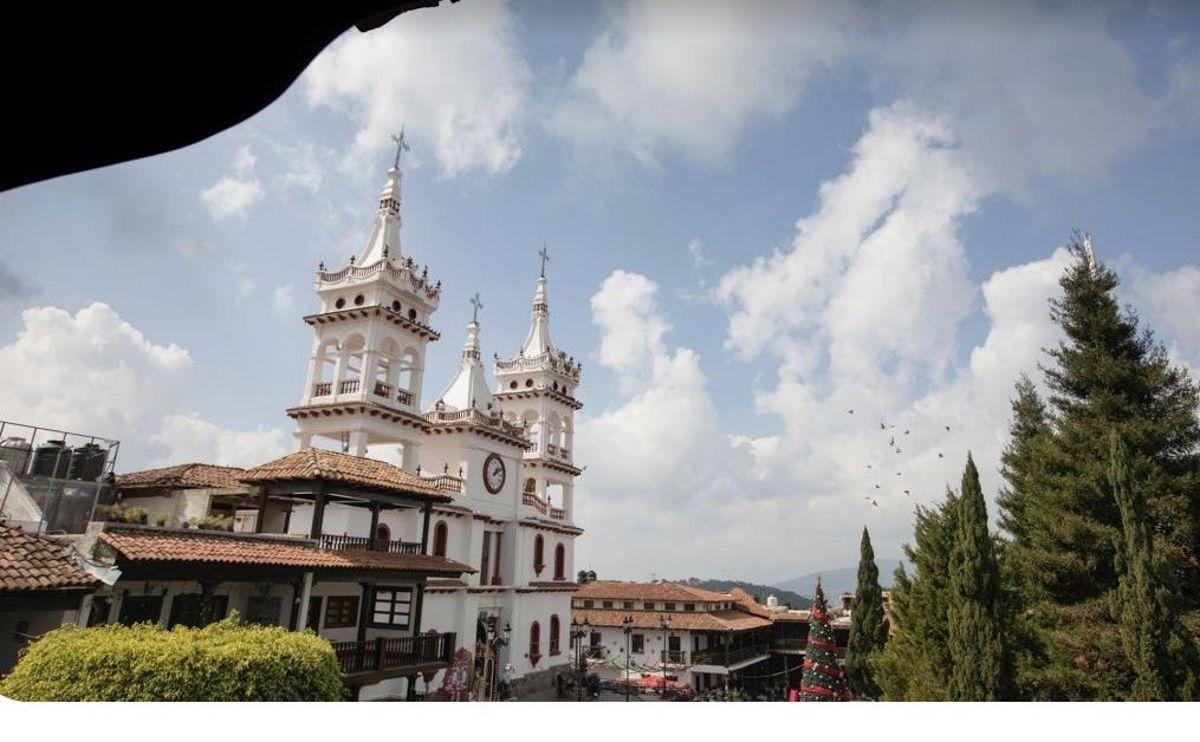 Magnifico Terreno en Venta en Esquina Pueblo Mazamitla Jalisco