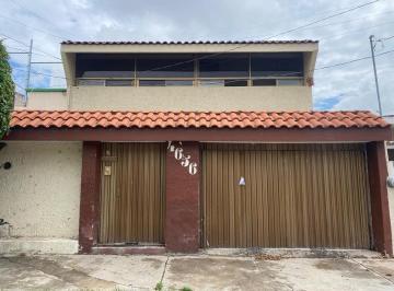 b3200dc3830561572ee5c86c0a520b00f4cdaab91415096ced040ef317c3122c · Casa en Renta en Jardines del Sol, Zapopan