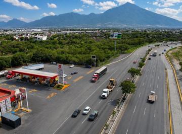 Terreno / Lote · 4075m² · Terreno Comercial en Venta Sobre Autopista Monterrey–cadereyta