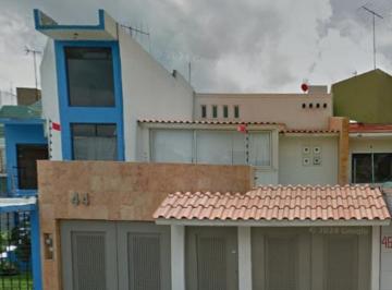 Casa de 5 habitaciones, Coyoacán · Remate Bancario - Casa Encampestre Coyoacán, Coayacán Cdmx