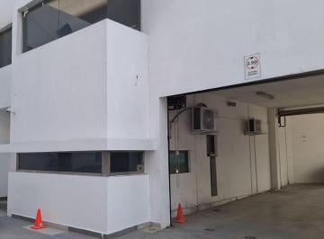 9b2a94300182d713d2da6ba57a01ca635addba0297f8e1a4b28cd20f912a82f1 · Edificio de Oficinas