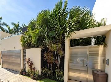 Casa de 3 habitaciones, Mérida · Casa de 421 m² con 3 Recámaras en Venta en Montebello