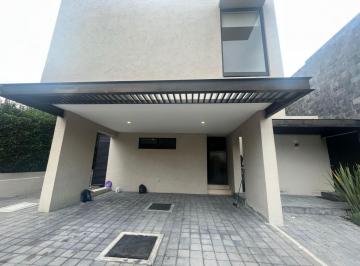 Foto 1 · Casa en Renta en El Campanario, Querétaro