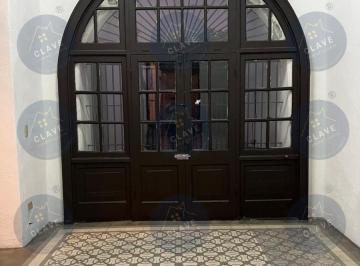 Casa · 142m² · 6 Recámaras · Casa en Venta en Monterrey Centro