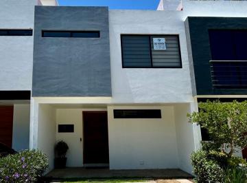 Casa en condominio de 3 habitaciones, Zapopan · Casa en Venta Zapopan Norte Walmart Calandrias a 2 Minutos Nuevo México