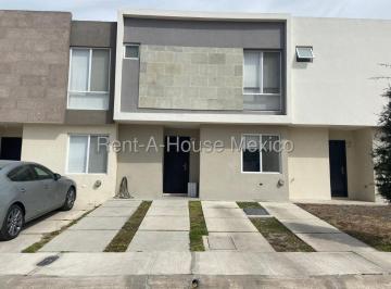 Casa de 2 habitaciones, El Marqués · Zakia - Casa en Venta 102 m 2 Recamaras + Estudio (O Recamara Pb) 3 Baños Completos