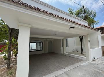 Casa de 3 habitaciones, Tuxtla Gutiérrez · Casa Recién Remodelada en Venta en Privada Laguna Tziscao