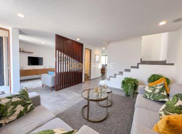 Casa de 3 habitaciones, Querétaro · Casa en Venta en Altos Juriquilla | 3 Recámaras, Roof Garden y Jardín Privado