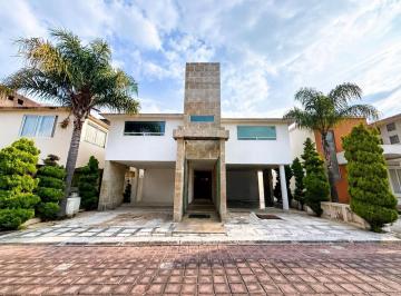 Foto 1 · Casa en Venta en Fracc. Monte Llano Col. La Providencia Metepec, Estado de México.
