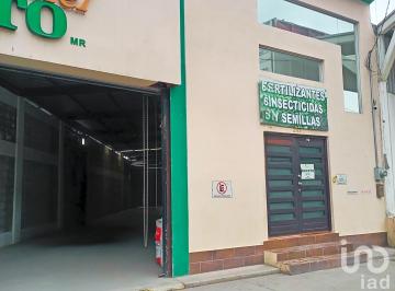 Bodega comercial · 300m² · 2 Estacionamientos · Bodega en Venta, Paseo de La Reforma Saltillo, Coah.