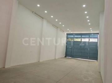 Bodega comercial · 122m² · Bodega en Renta, Zona Oblatos, Guadalajara, Jalisco