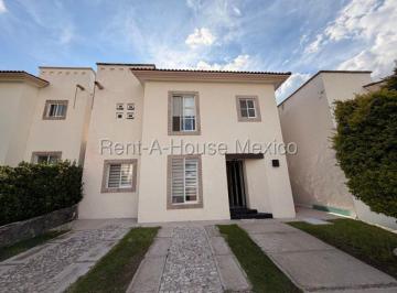 Casa de 3 habitaciones, Querétaro · Casa en Renta Dentro de Condominio en Juriquilla Cumbres del Lago