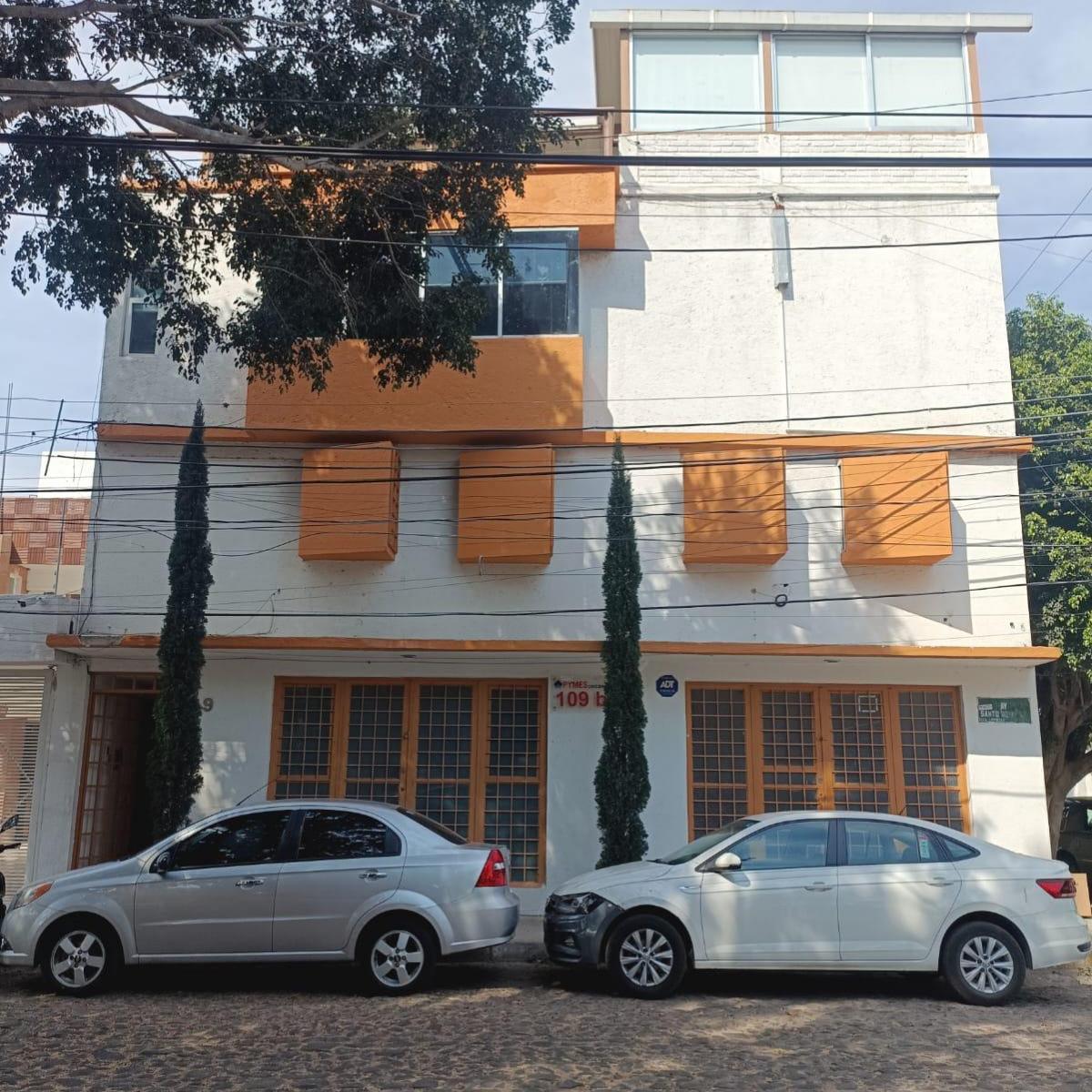 Office for Rent, Spacious and Centrally Located in Querétaro