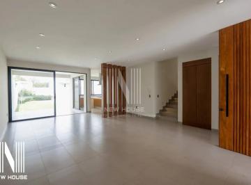 1 · Casa en Venta en La Campiña del Bosque