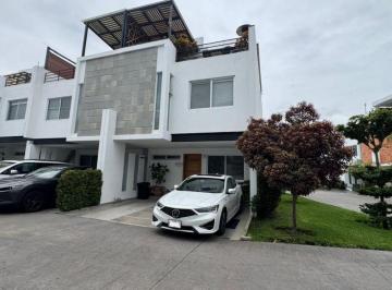 Casa en condominio de 3 habitaciones, Guadalajara · Increíble Casa con Roof Frente Al Zoológico